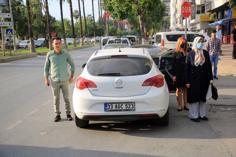 Yurt genelinde hayat saat 09.05'te 1 dakikalığına durdu 