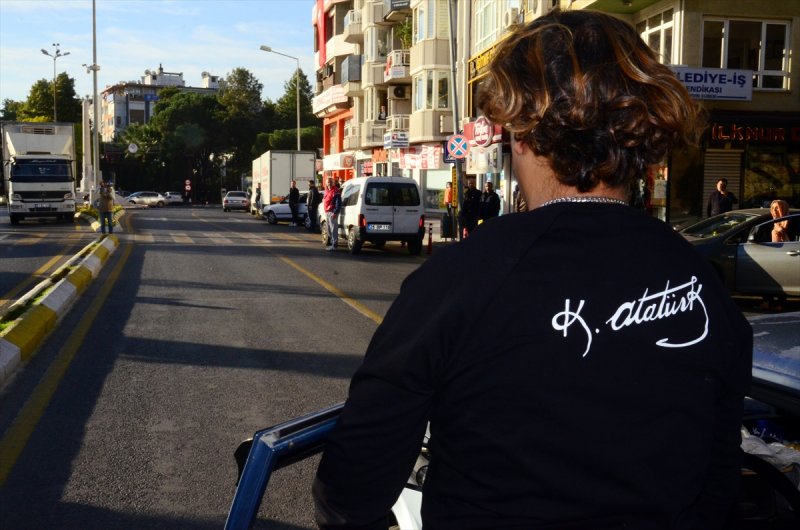 Yurt genelinde hayat saat 09.05'te 1 dakikalığına durdu 