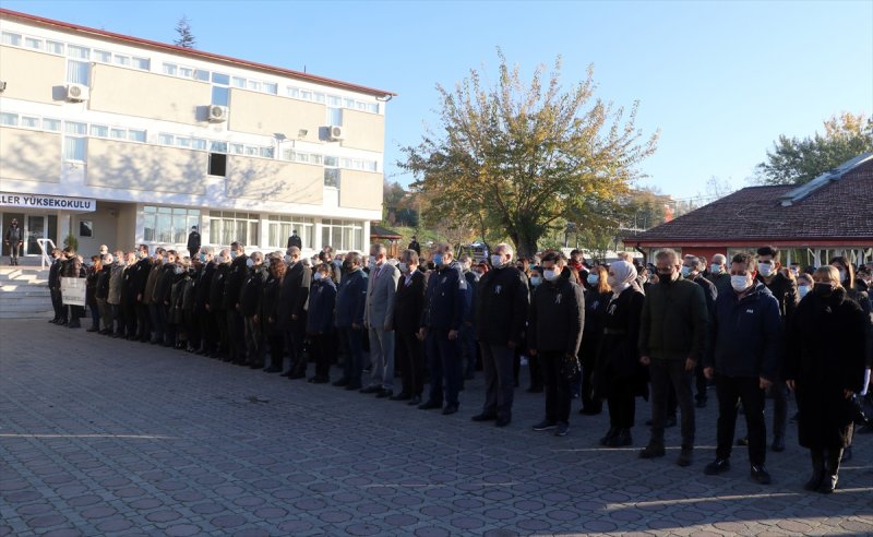 Yurt genelinde hayat saat 09.05'te 1 dakikalığına durdu 