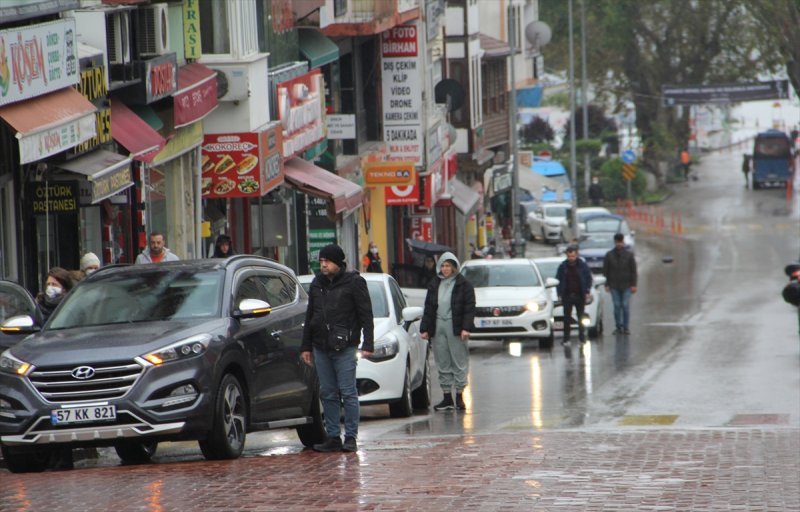 Yurt genelinde hayat saat 09.05'te 1 dakikalığına durdu 