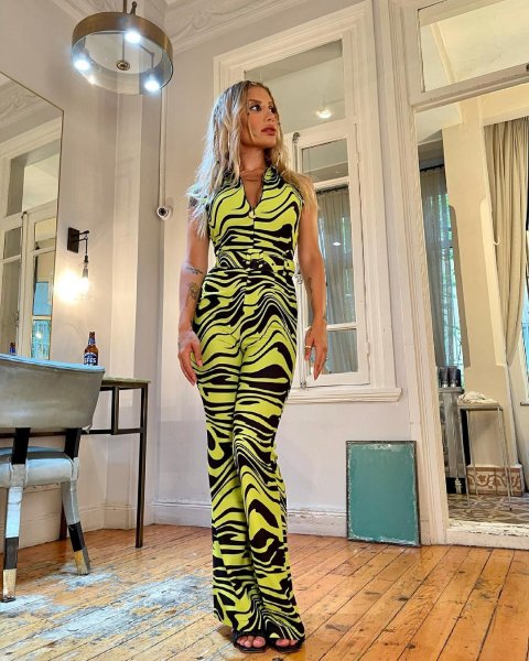 Sosyal medyada İrem Derici