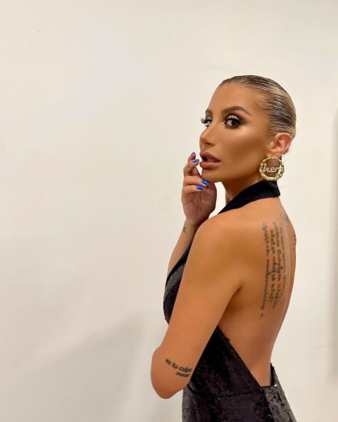 Sosyal medyada İrem Derici