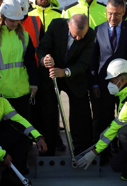 Cumhurbaşkanı Recep Tayyip Erdoğan'ın son tabliye montajından kareler