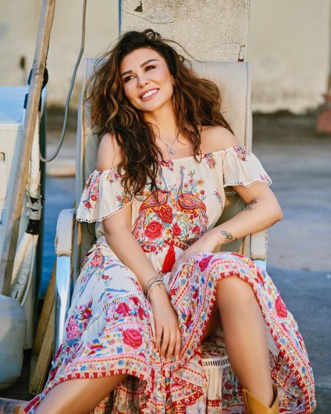 Selen Görgüzel, öpüşmek için eşi Hamdi Alkan'dan izin aldı