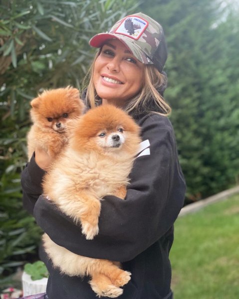 Selen Görgüzel, öpüşmek için eşi Hamdi Alkan'dan izin aldı