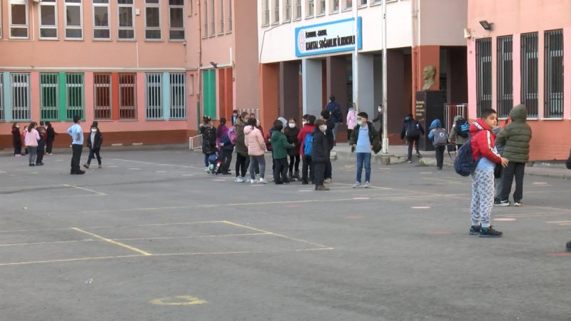 Okullarda ara tatil dönemi sona erdi