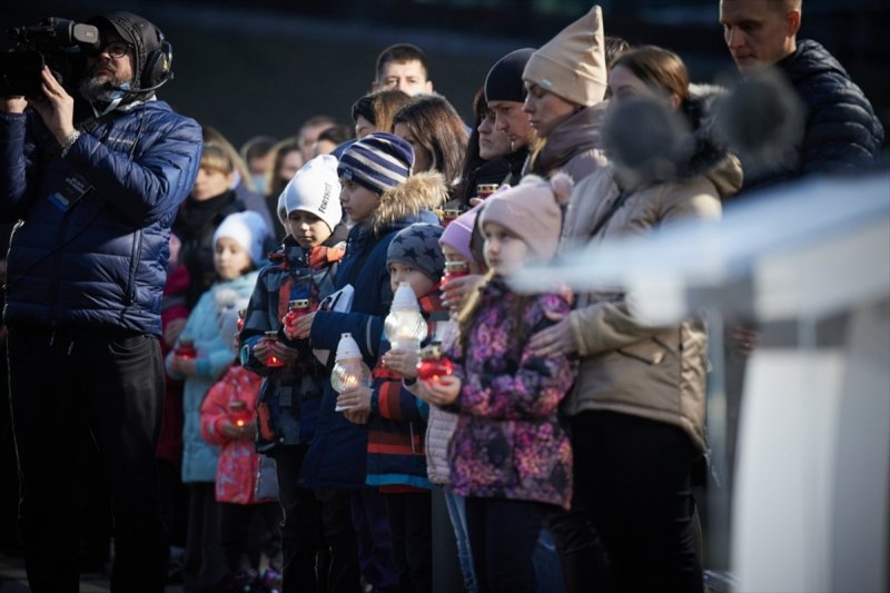 Ukrayna'da Holodomor trajedisinin kurbanları anıldı
