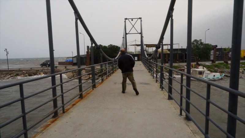 Ülkenin kıyı kesimlerinden lodos manzaraları