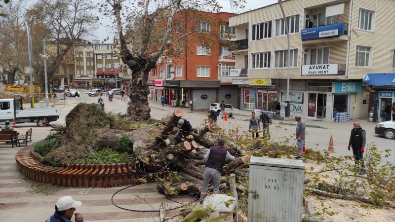 Ülkenin kıyı kesimlerinden lodos manzaraları