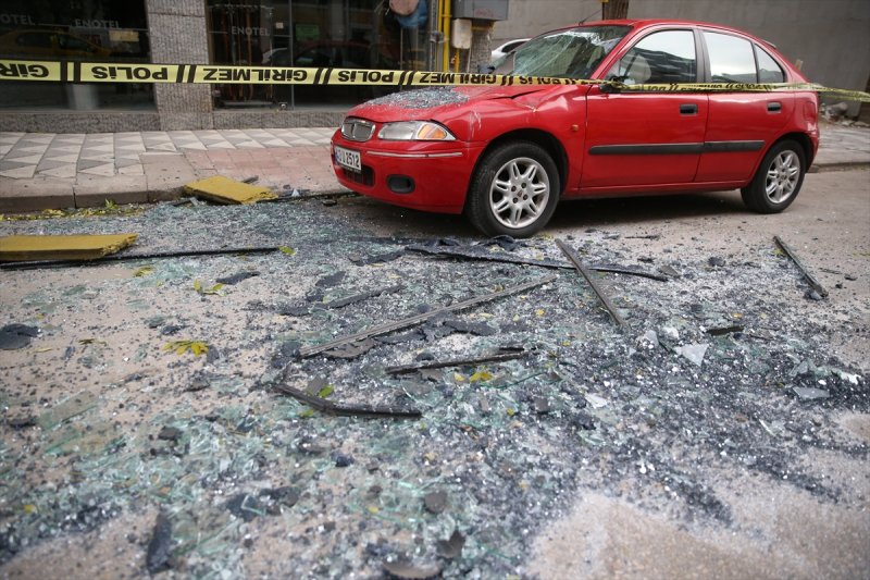 Ülkenin kıyı kesimlerinden lodos manzaraları