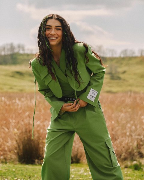 Yeni neslin yetenekli oyuncusu: Hazar Ergüçlü