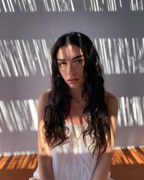 Yeni neslin yetenekli oyuncusu: Hazar Ergüçlü