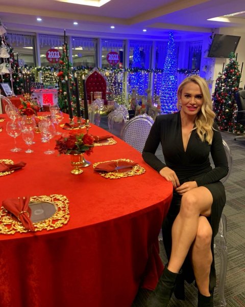 Nagihan Karadere'nin Instagram kareleri