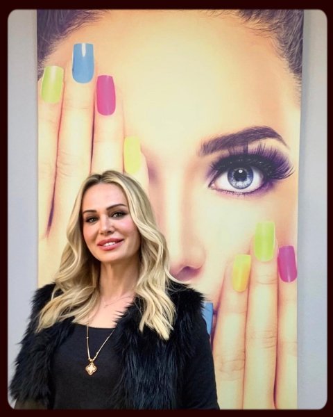 Nagihan Karadere'nin Instagram kareleri