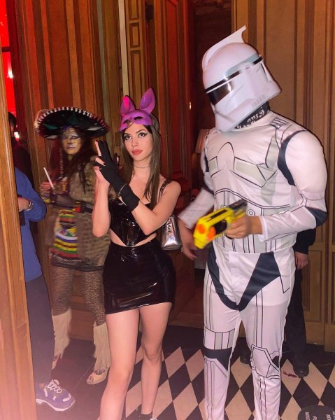 Cesur fotoğraflarıyla gündeme gelen Derin Talu