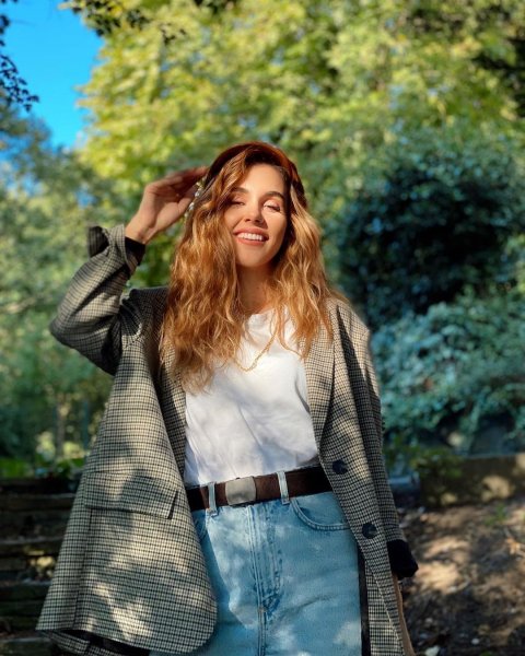 Son günlerde tartışmalarıyla gündem olan Berfu Yenenler