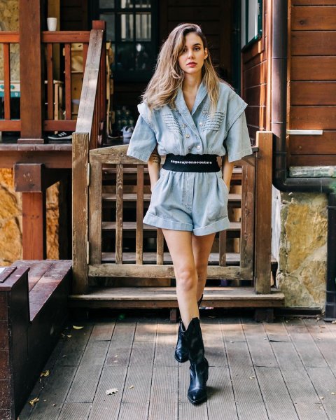 Son günlerde tartışmalarıyla gündem olan Berfu Yenenler