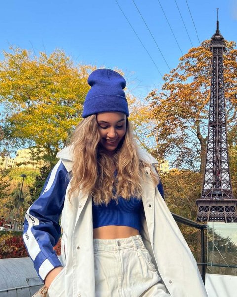 Son günlerde tartışmalarıyla gündem olan Berfu Yenenler