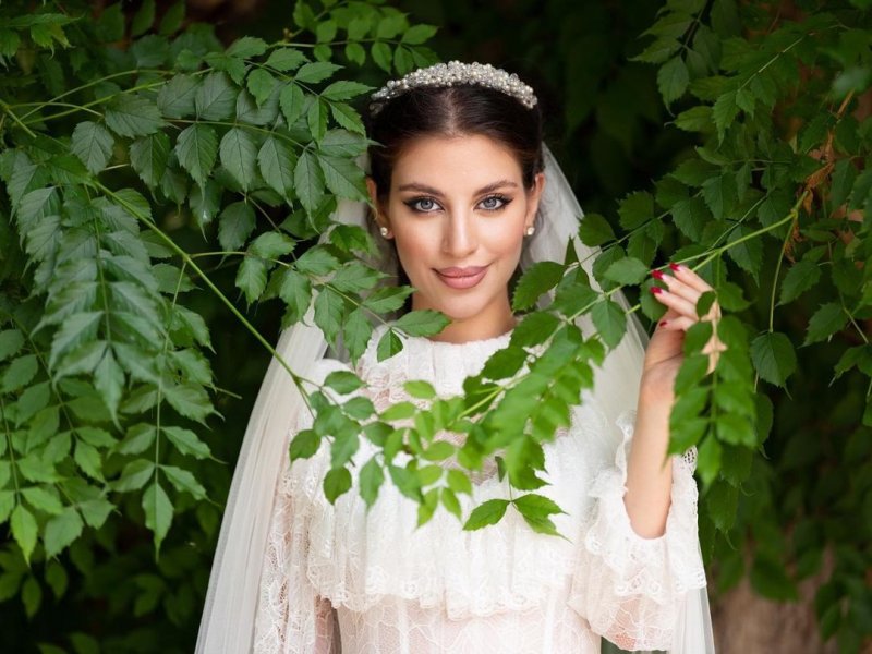 The Queen of Eurasia Güzellik Yarışması'nın birincisi Moujan Rajaei oldu