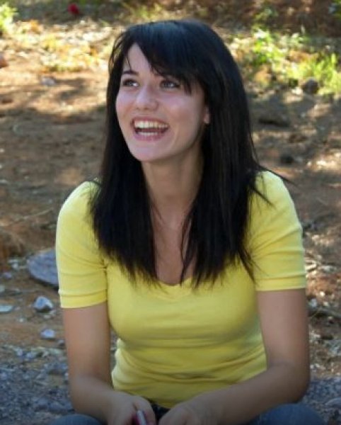 Yaprak Dökümü'nün Necla ve Leyla'sı değişim rüzgarına kapıldı