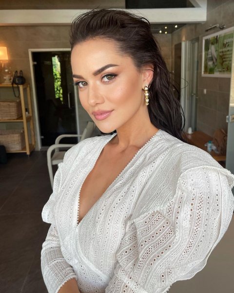 Yaprak Dökümü'nün Necla ve Leyla'sı değişim rüzgarına kapıldı