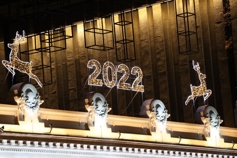 İstanbul'da yılbaşı hazırlıkları devam ediyor