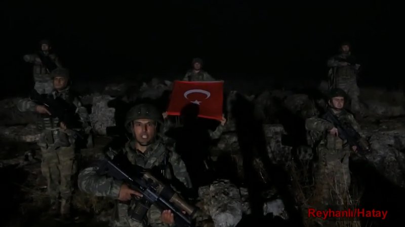 Mehmetçik'ten 2022 mesajı: Mutlu yıllar Türkiyem