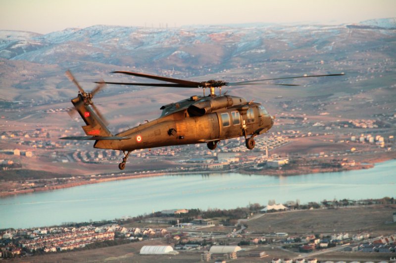 Türk havacılığına kazandırılan pilotların eğitimleri
