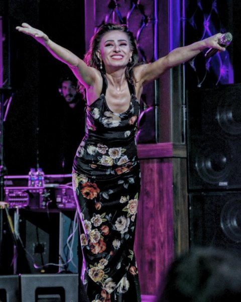 Yıldız Tilbe'nin sahne kıyafetleri