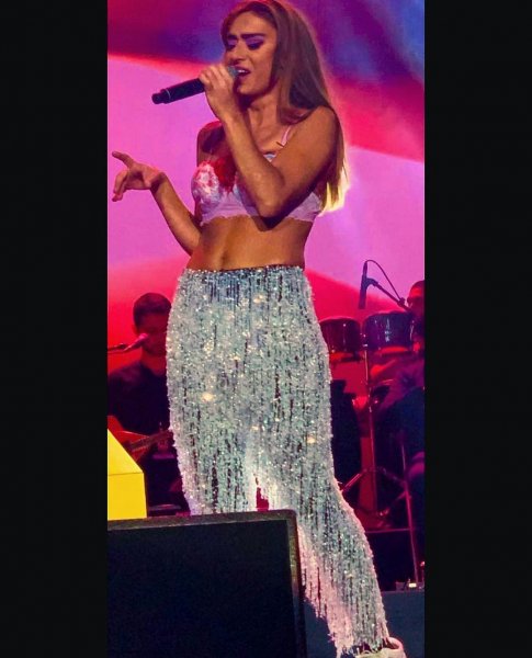 Yıldız Tilbe'nin sahne kıyafetleri