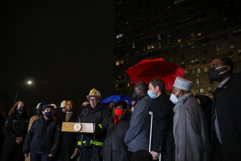 New York'ta yangın faciası: 9'u çocuk 19 kişi öldü