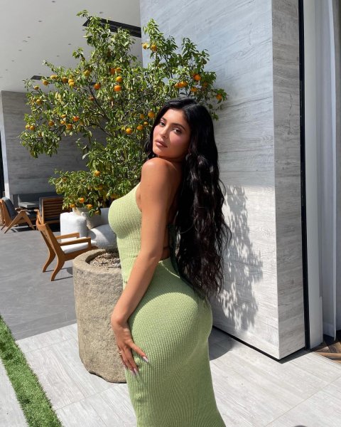 Kylie Jenner'ın 300 milyonluk sosyal medya hesabından kareler