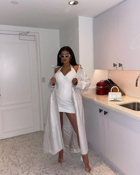 Kylie Jenner'ın 300 milyonluk sosyal medya hesabından kareler