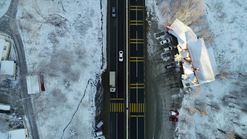 Bolu'da yağan kar görsel şölen oluşturdu