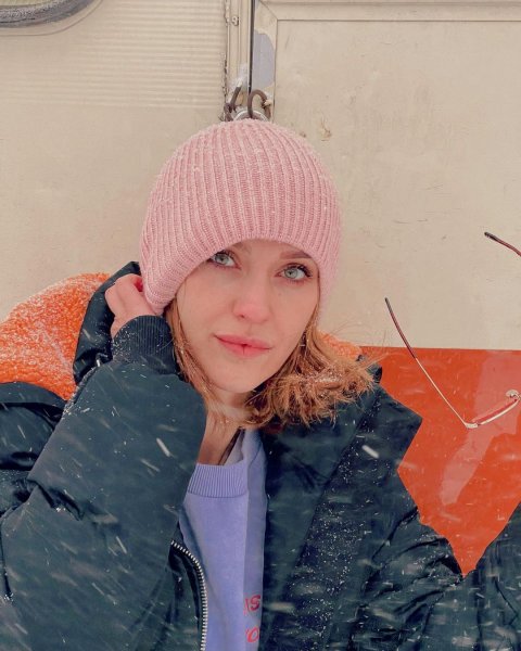 Özge Özpirinçci kızını paylaştı: Ünlülerin güncel paylaşımları