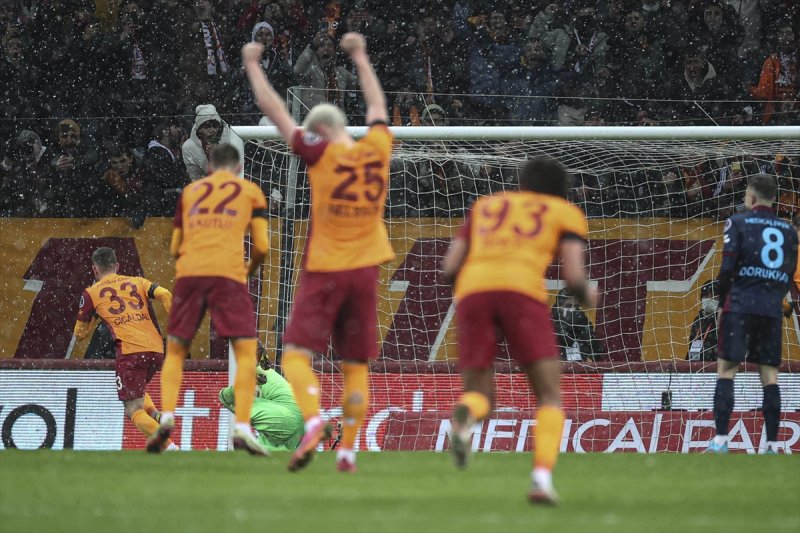 Galatasaray-Trabzonspor maçından kareler
