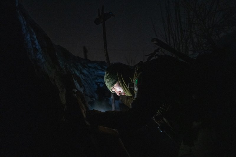 Zolote bölgesindeki Ukrayna askerleri