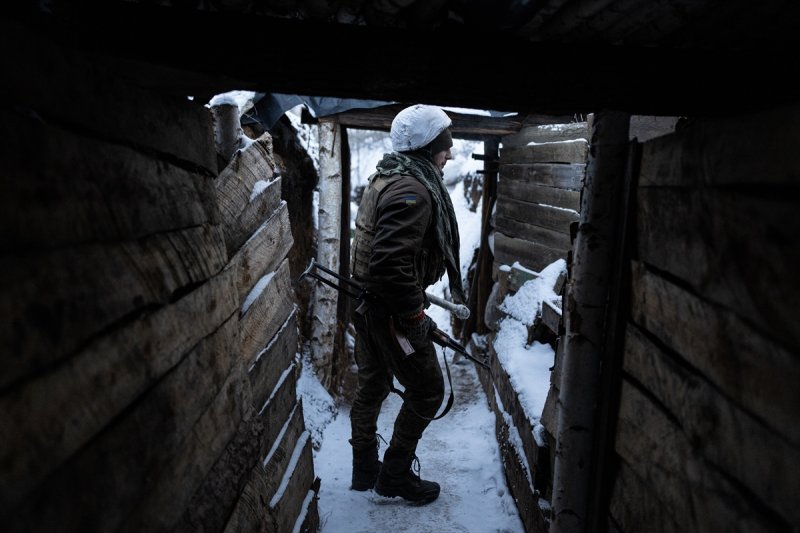 Zolote bölgesindeki Ukrayna askerleri