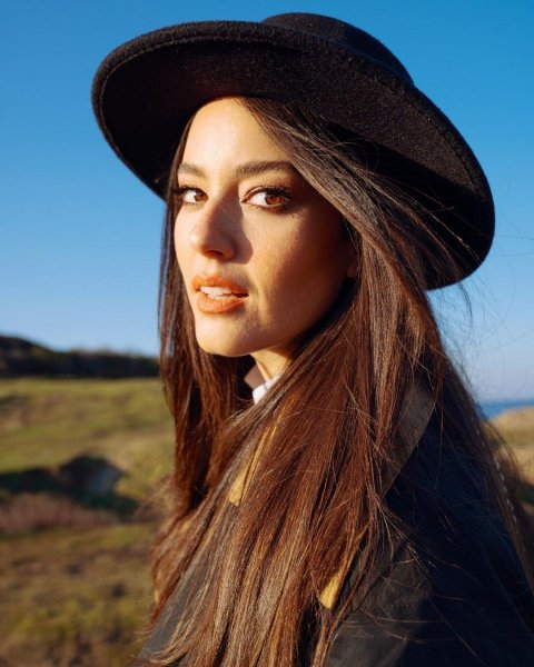 Koronavirüsten nasibini alan ünlüler