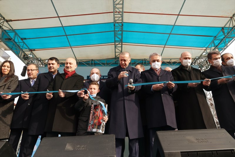 Cumhurbaşkanı Erdoğan Trabzon'da toplu açılış törenine katıldı