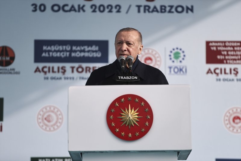Cumhurbaşkanı Erdoğan Trabzon'da toplu açılış törenine katıldı