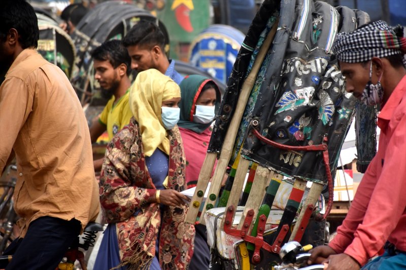 Dünya Başörtüsü Günü'nde Bangladeş'ten kareler