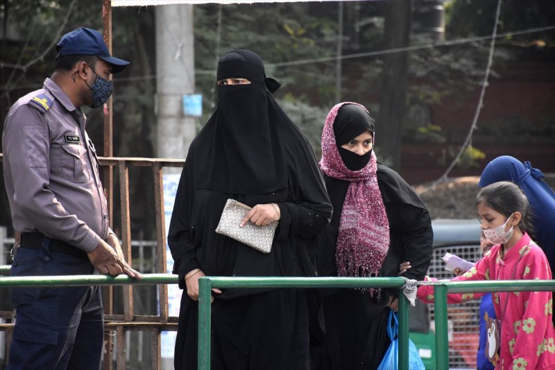 Dünya Başörtüsü Günü'nde Bangladeş'ten kareler