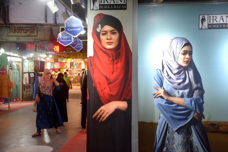 Dünya Başörtüsü Günü'nde Bangladeş'ten kareler