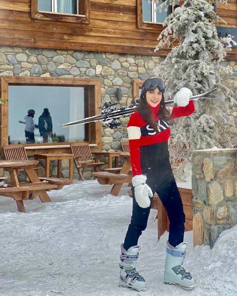 Ünlü isimlerin 1 Şubat tarihli kareleri