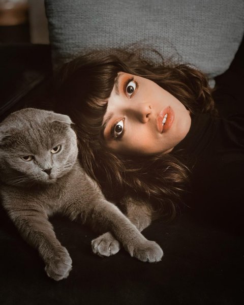 Dizilerin özgür ruhlu kızı Selin Şekerci'nin sosyal medya kareleri