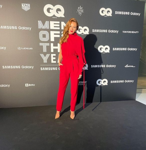 Ünlülerin ayakkabı numaraları