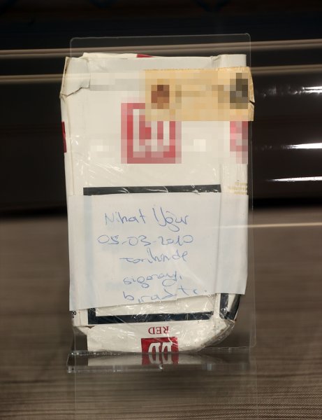 Cumhurbaşkanı Erdoğan'ın topladığı sigara paketlerinden kareler