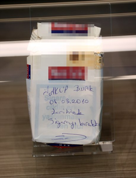 Cumhurbaşkanı Erdoğan'ın topladığı sigara paketlerinden kareler