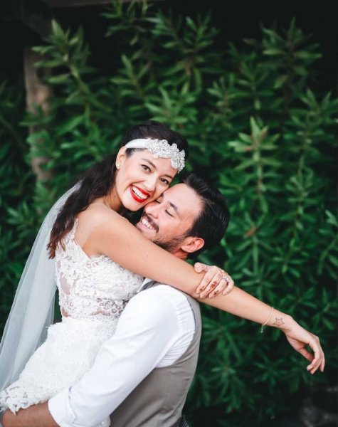 Ünlülerden romantik evlenme teklifi